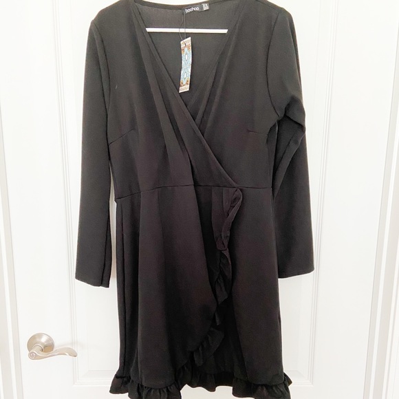 Boohoo Plus Dresses & Skirts - Black Ruffle Wrap Dress